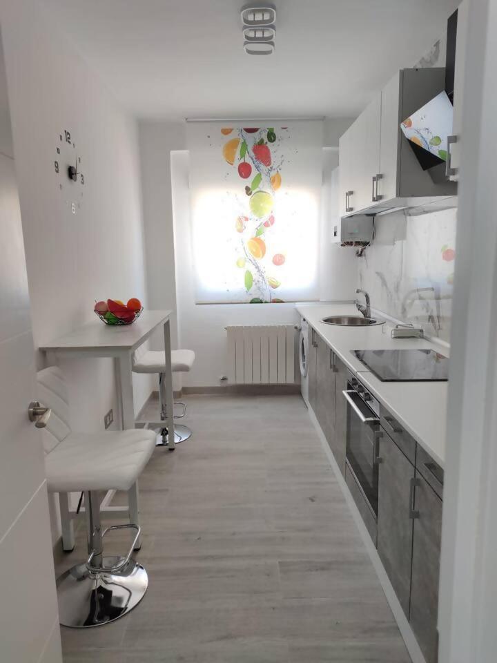 Apartamento Con Jacuzzi El Rincon De Las Delicias Zaragoza Buitenkant foto
